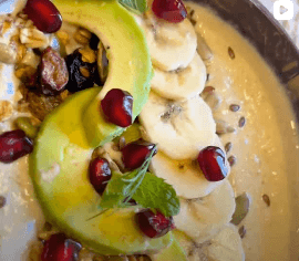 Avocado bowl plated at the Clean & Green Indiranagar cafe